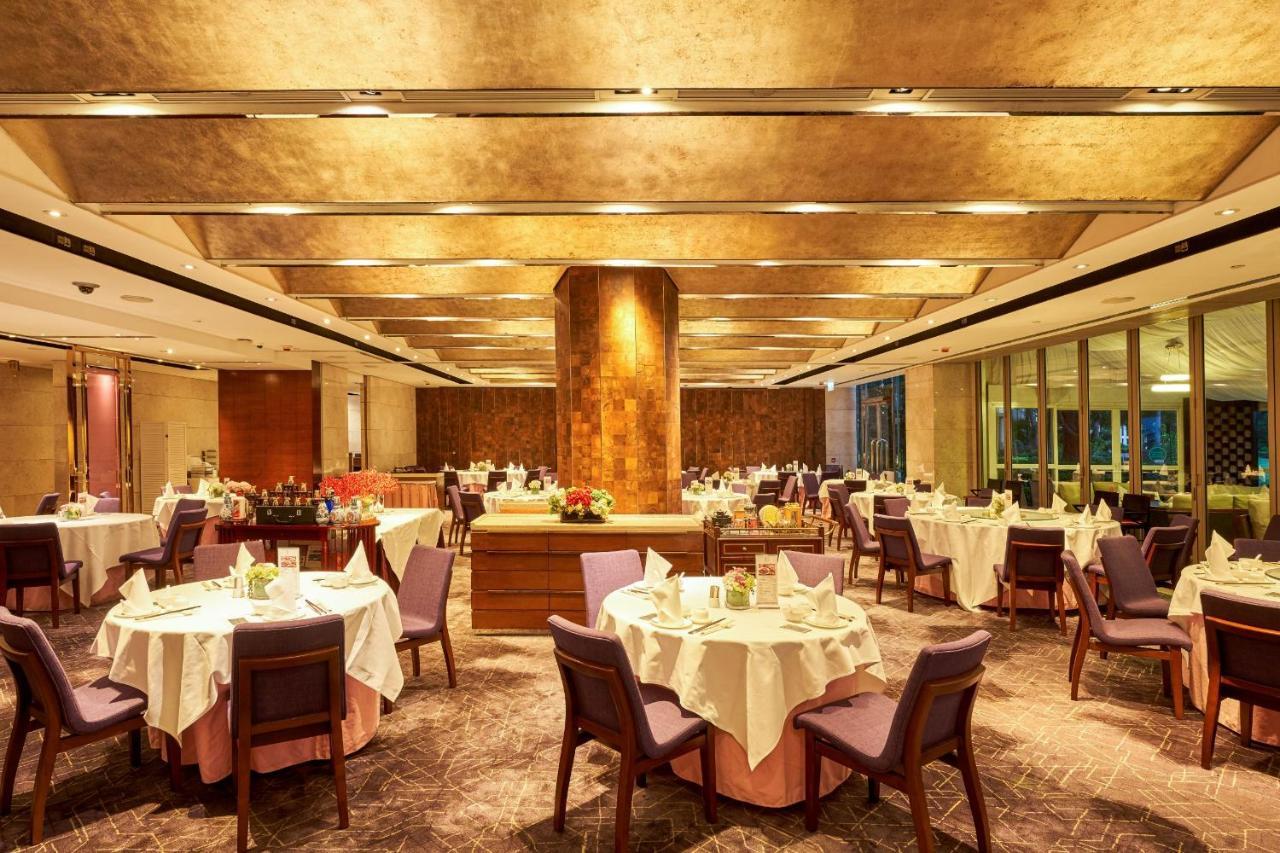 Hong Kong Gold Coast Hotel Exterior foto The interior of the restaurant